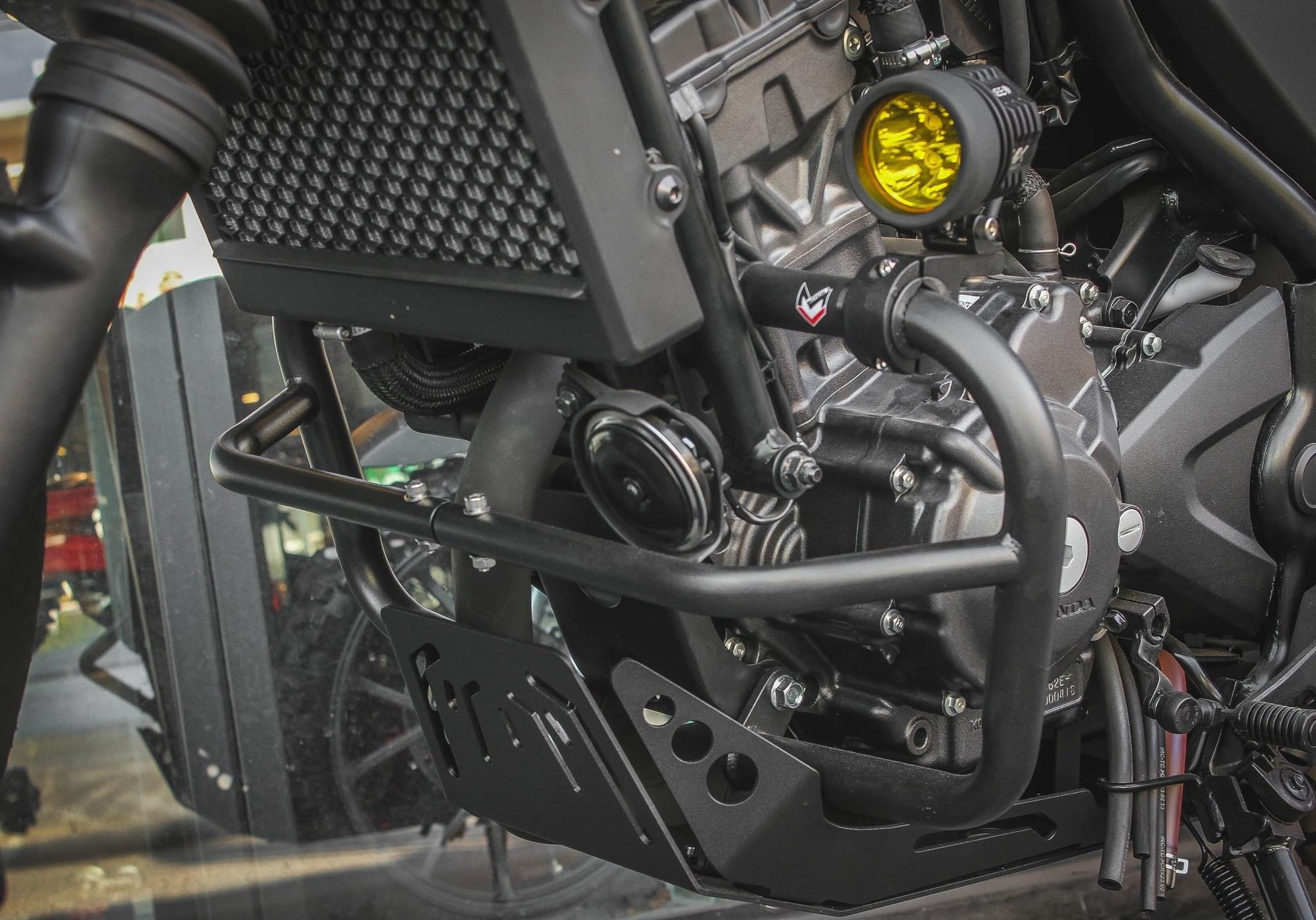 MOTION J-CL202 エンジンガード FOR HONDA CL250 - DOPE