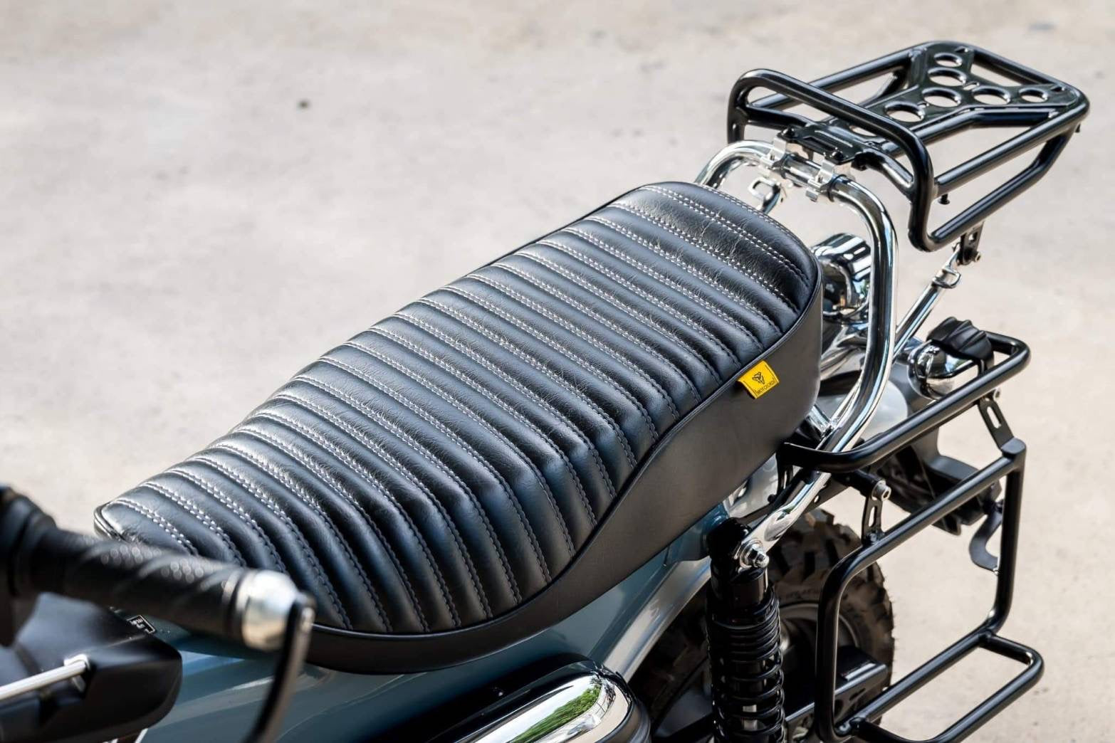 dax125 新品　純正シート DAKS ホンダ ダックス DAX125 交換用シート モトロード